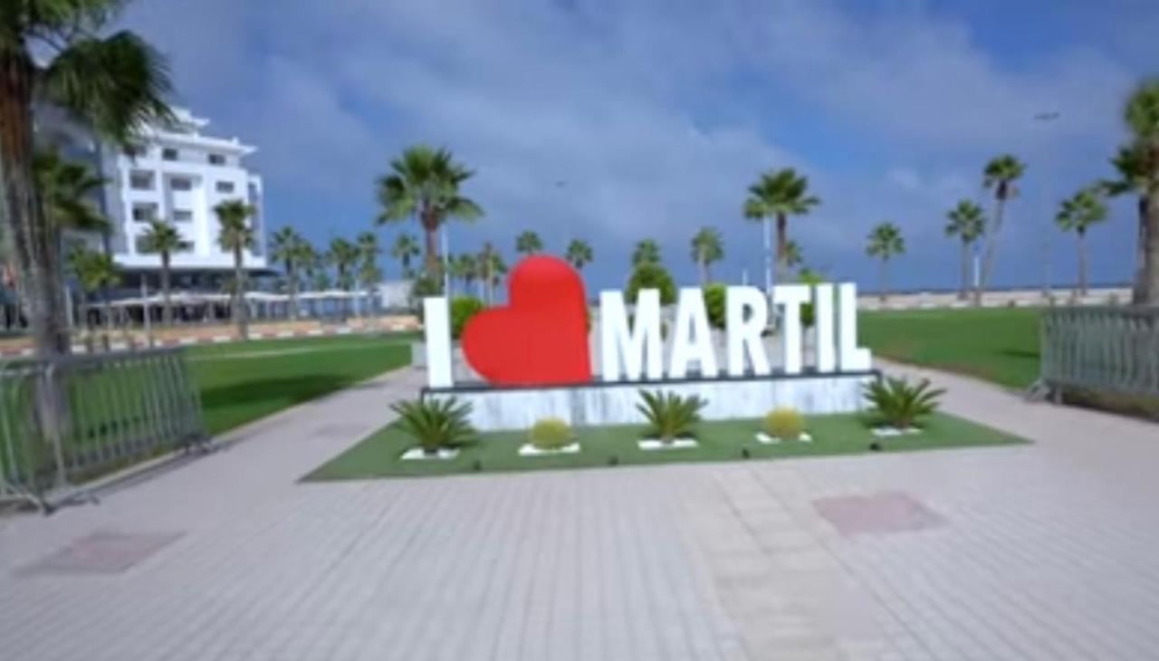 Luxueux Appartement Avec Vue Sur Mer A Мартиль Экстерьер фото